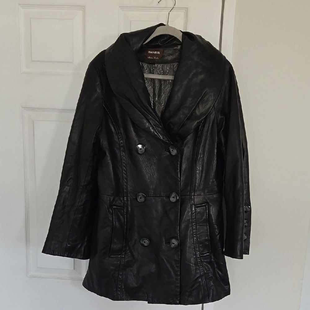Vintage Danier Italian Leather Winter Coat in Black Sz M